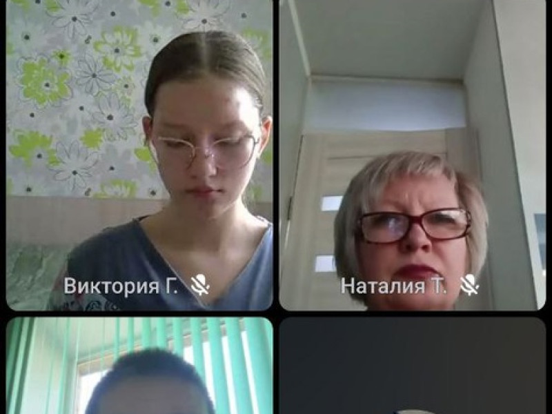 Лейтенант внутренней службы Политов Александр Анатольевич провел беседу ко Дню Г.О. с обучающимися 8-9 классов.